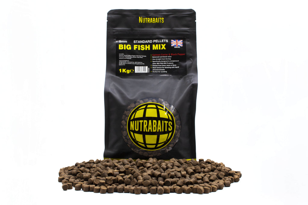 Big Fish Mix: Salmon, Caviar & Black Pepper Pellets