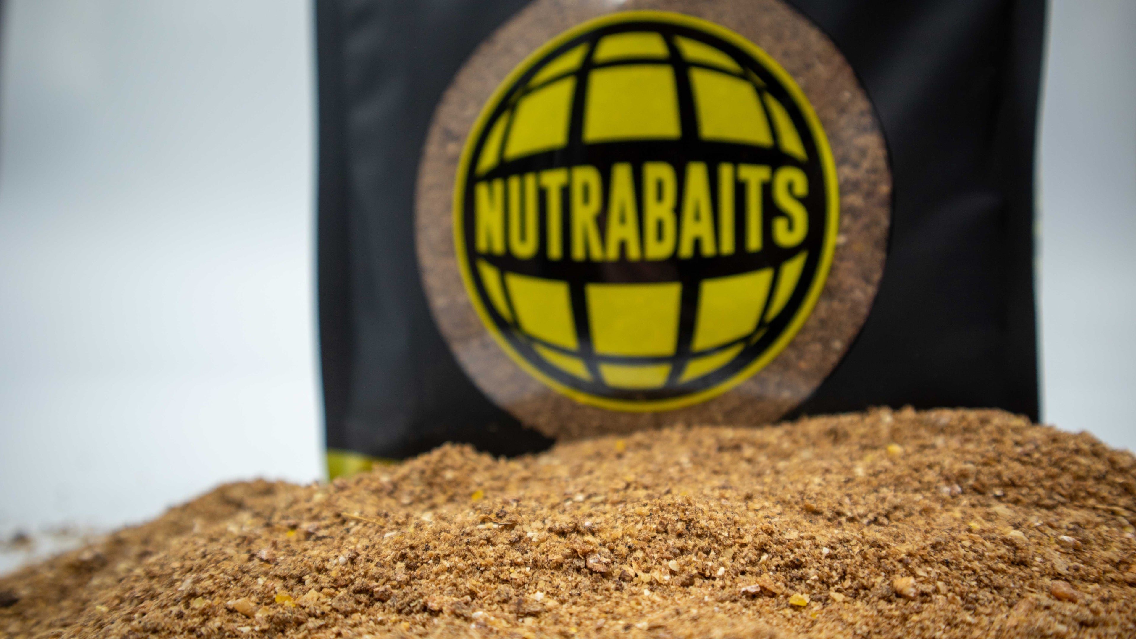 Cream Cajouser Active Bag Mix